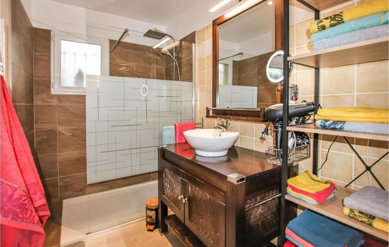 Stunning Home In Montelimar 0*,